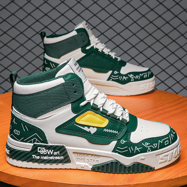 YM College CO1 Sneakers