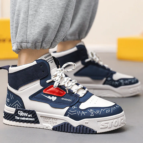 YM College CO1 Sneakers