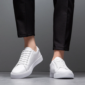 Cognac Classic CC2 Sneakers