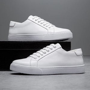 Cognac Classic CC2 Sneakers