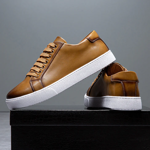 Cognac Classic CC2 Sneakers