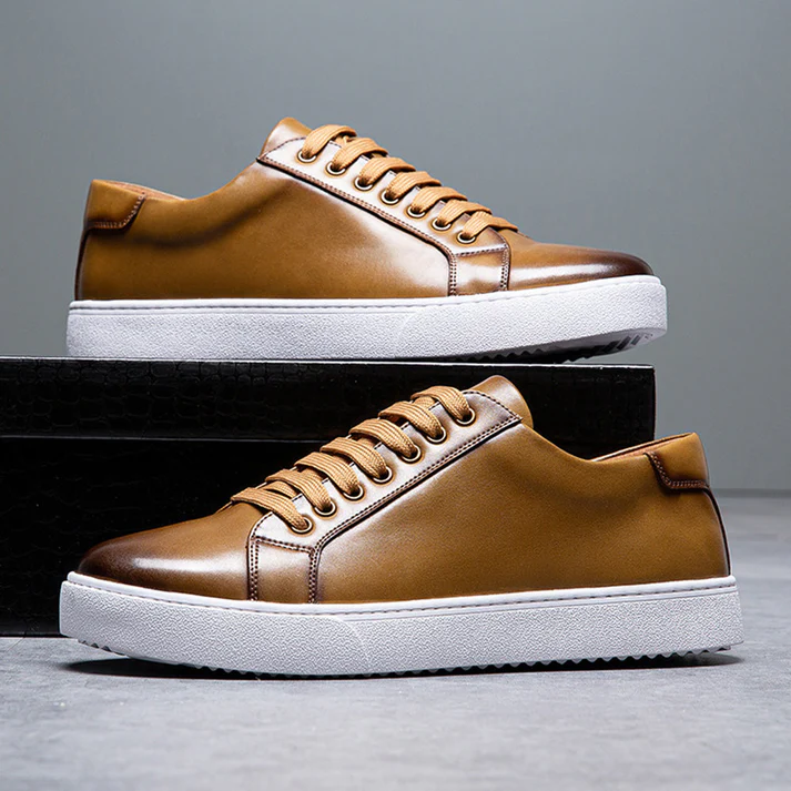 Cognac Classic CC2 Sneakers