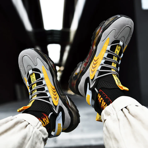 YM Gist X01 Sneakers