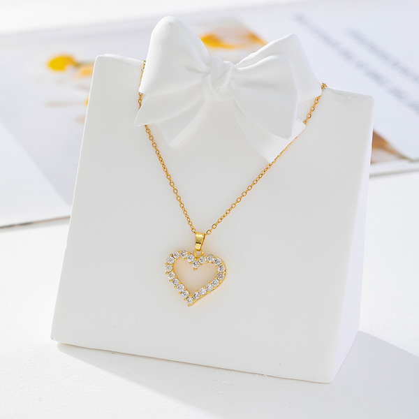 Full Diamond Heart-Shaped Openwork Necklace