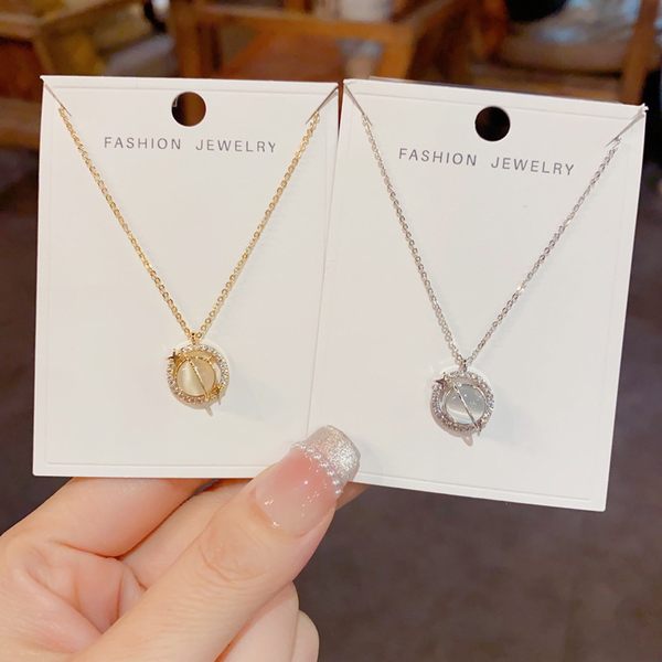 Diamond-Set Rotating Cat's Eye Round Ring Necklace